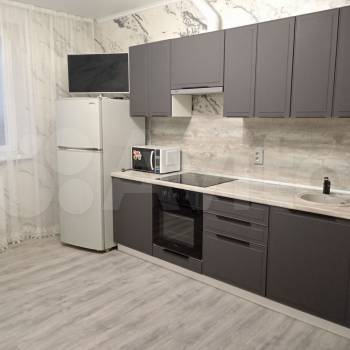 Продается 1-комнатная квартира, 37,7 м²