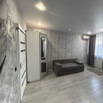 Продается 1-комнатная квартира, 27 м²