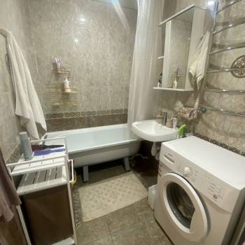 Сдается 2-х комнатная квартира, 63 м²