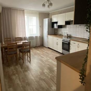 Сдается 2-х комнатная квартира, 70 м²