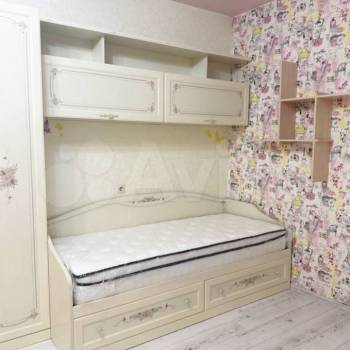 Сдается 1-комнатная квартира, 58 м²