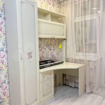 Сдается 1-комнатная квартира, 58 м²