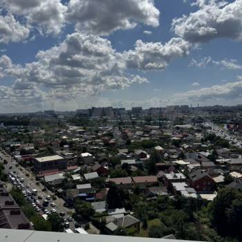 Продается 1-комнатная квартира, 41 м²