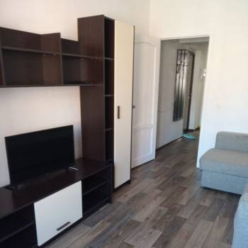 Продается 1-комнатная квартира, 35 м²