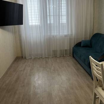 Продается 1-комнатная квартира, 36,7 м²