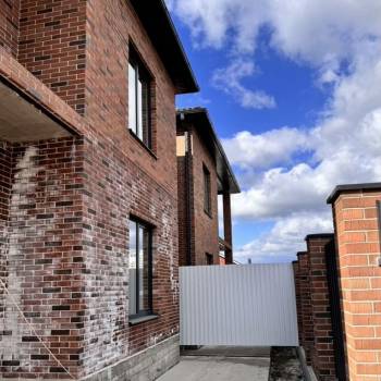 Продается Дом, 160 м²