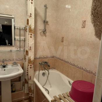 Сдается 2-х комнатная квартира, 74 м²