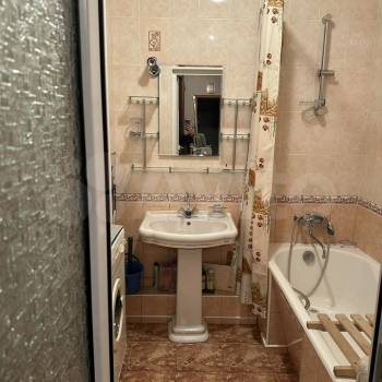 Сдается 2-х комнатная квартира, 74 м²