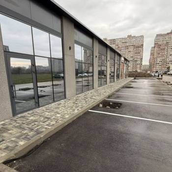 Сдается Нежилое помещение, 1000 м²