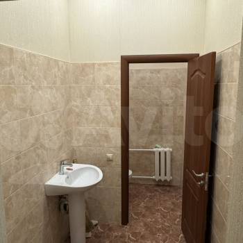 Сдается Нежилое помещение, 93 м²