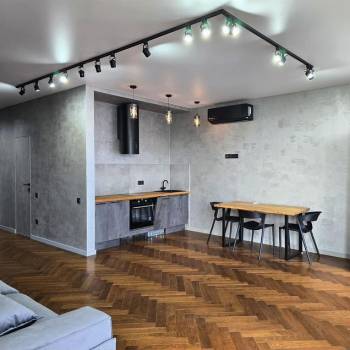 Продается 1-комнатная квартира, 41 м²