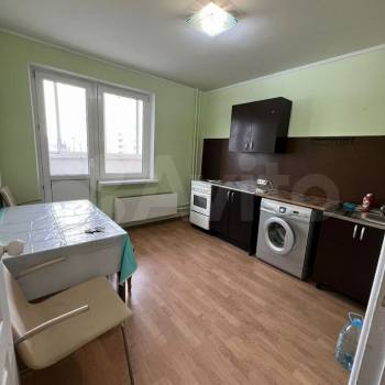 Сдается 1-комнатная квартира, 38 м²
