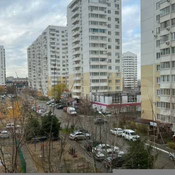 Сдается 1-комнатная квартира, 38 м²