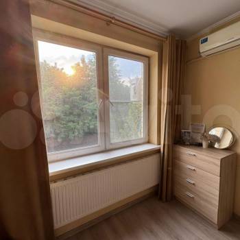 Сдается 1-комнатная квартира, 35 м²