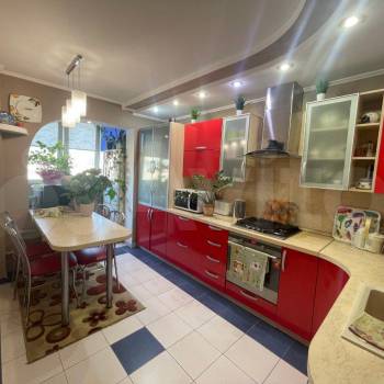 Продается 2-х комнатная квартира, 60 м²