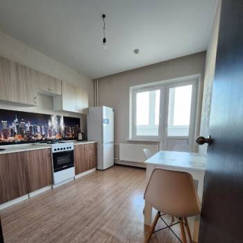 Продается 1-комнатная квартира, 36 м²