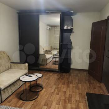 Сдается 1-комнатная квартира, 40 м²