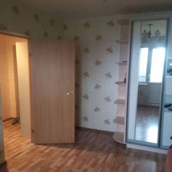 Сдается 1-комнатная квартира, 35 м²