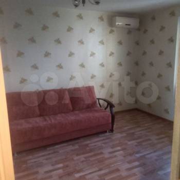 Сдается 1-комнатная квартира, 35 м²