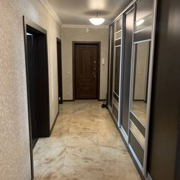 Сдается Многокомнатная квартира, 93,2 м²