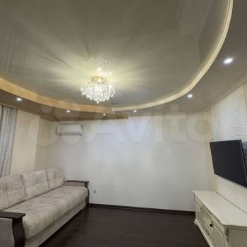 Сдается 2-х комнатная квартира, 72 м²