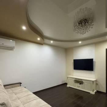 Сдается 2-х комнатная квартира, 72 м²