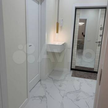 Продается 1-комнатная квартира, 40 м²