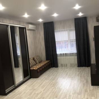 Сдается 1-комнатная квартира, 48 м²
