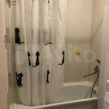 Сдается 1-комнатная квартира, 48 м²