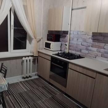 Сдается 1-комнатная квартира, 35 м²