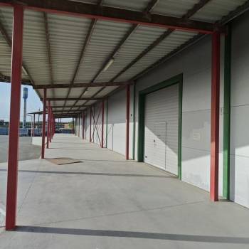 Сдается Нежилое помещение, 600 м²