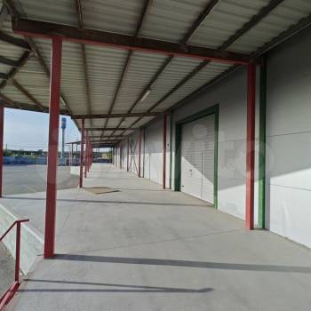 Сдается Нежилое помещение, 600 м²