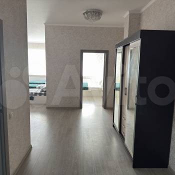 Сдается Нежилое помещение, 600 м²