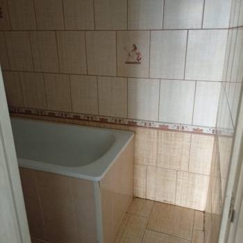 Сдается Многокомнатная квартира, 60 м²