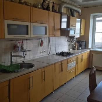 Сдается 2-х комнатная квартира, 70 м²