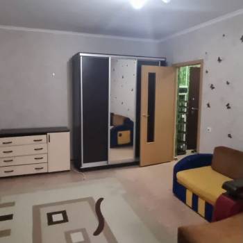 Сдается 1-комнатная квартира, 39 м²