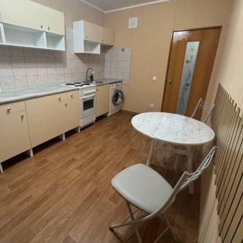 Сдается 1-комнатная квартира, 50 м²