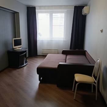 Сдается 1-комнатная квартира, 44 м²