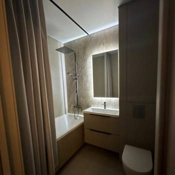 Сдается 1-комнатная квартира, 50 м²