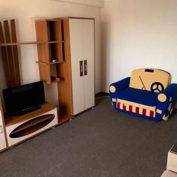 Сдается 1-комнатная квартира, 39 м²