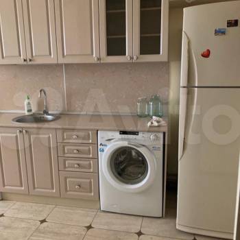 Сдается 2-х комнатная квартира, 80 м²