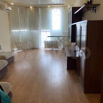 Сдается 2-х комнатная квартира, 80 м²