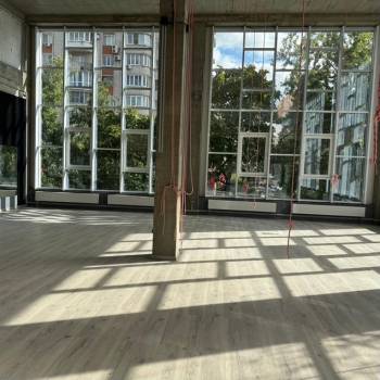 Сдается Нежилое помещение, 160 м²