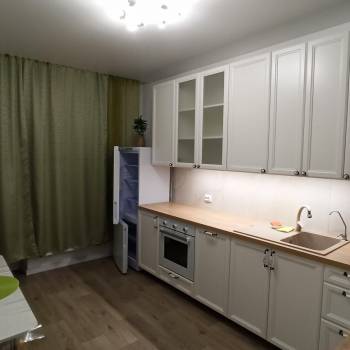 Сдается 1-комнатная квартира, 41 м²