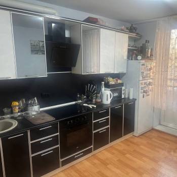 Сдается Многокомнатная квартира, 84 м²