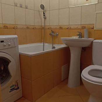 Сдается Многокомнатная квартира, 58 м²