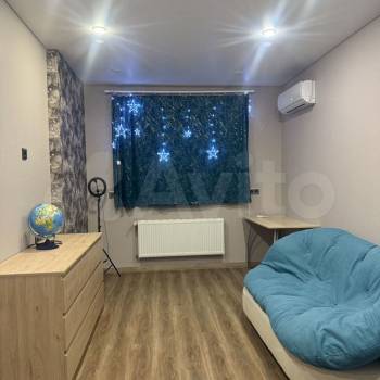 Сдается Многокомнатная квартира, 100 м²