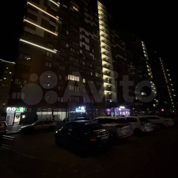 Сдается Многокомнатная квартира, 100 м²