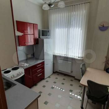 Сдается 1-комнатная квартира, 42 м²