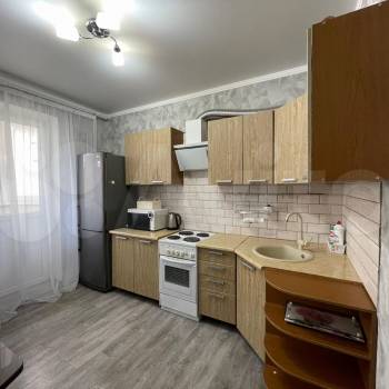 Сдается 1-комнатная квартира, 37 м²